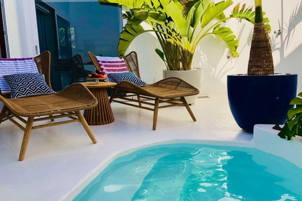 Unique, Stylish & Calm El Estanque By The Sea, Adults Only Villa Costa Teguise Dış mekan fotoğraf